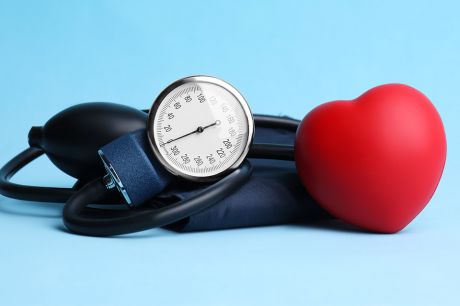Między nadciśnieniem tętniczym a niewydolnością serca – o czym warto pamiętać